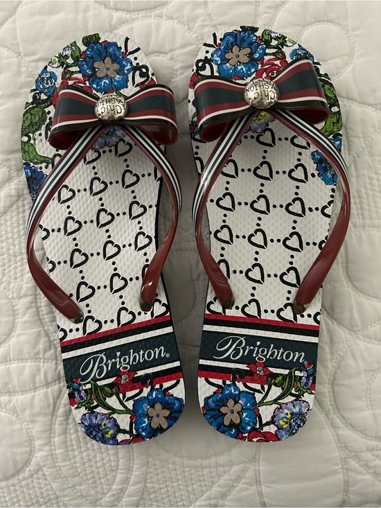 Brighton Shoes - Brighton Floral Heart Print Bow Flip-Flops in Red, Blue, Green